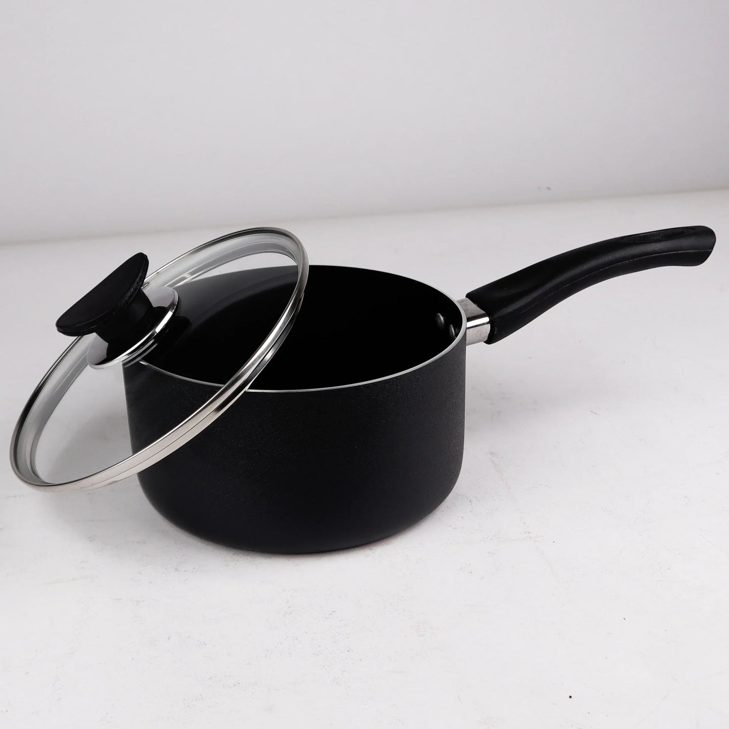 Chef Non-Stick Saucepan With Glass Lid (16 cm)